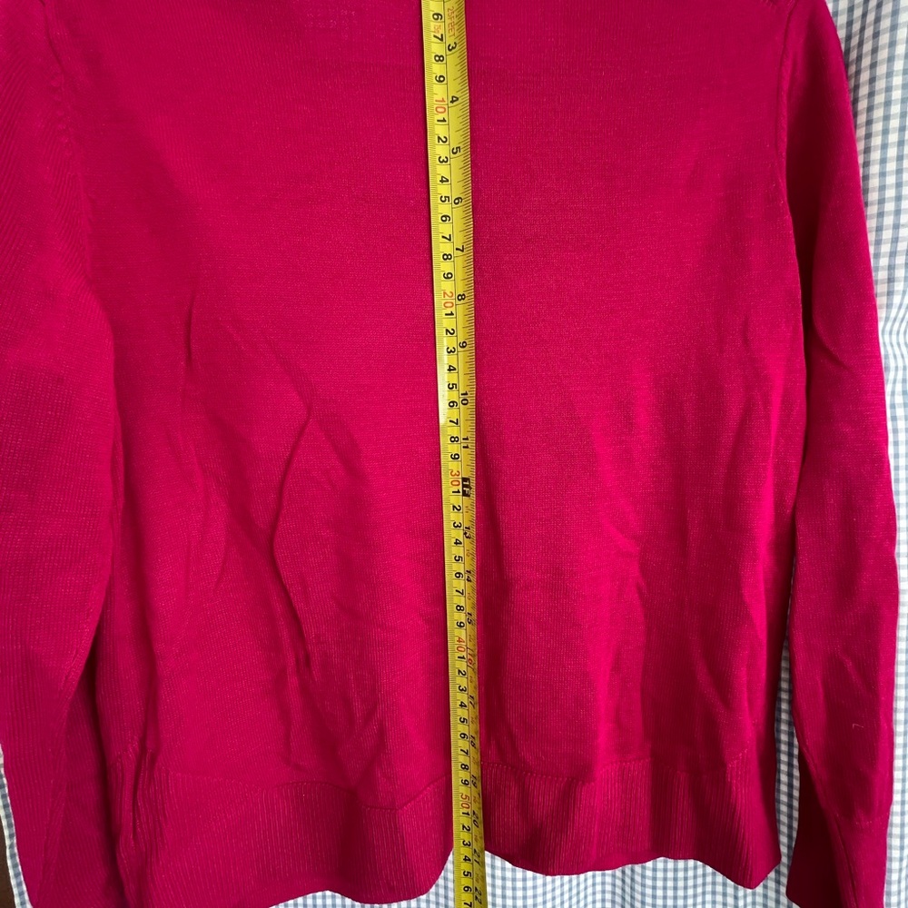 Banana Republic Women's V-Neck Sweater - Fuchsia Pink - Picture 5 of 5